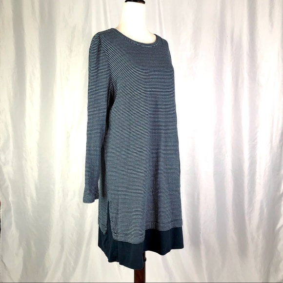 J. Jill Dresses & Skirts - J. Jill t-shirt dress long sleeves double hem navy sky blue stripes L